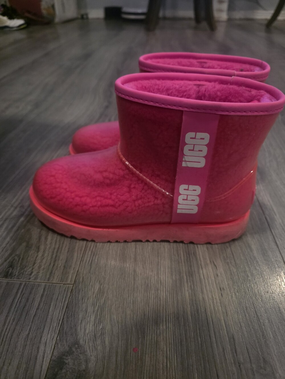 UGG Kids Pink Classic Short Boot - Bright Pink